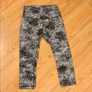 Lululemon Wonder Under High Waist Crop